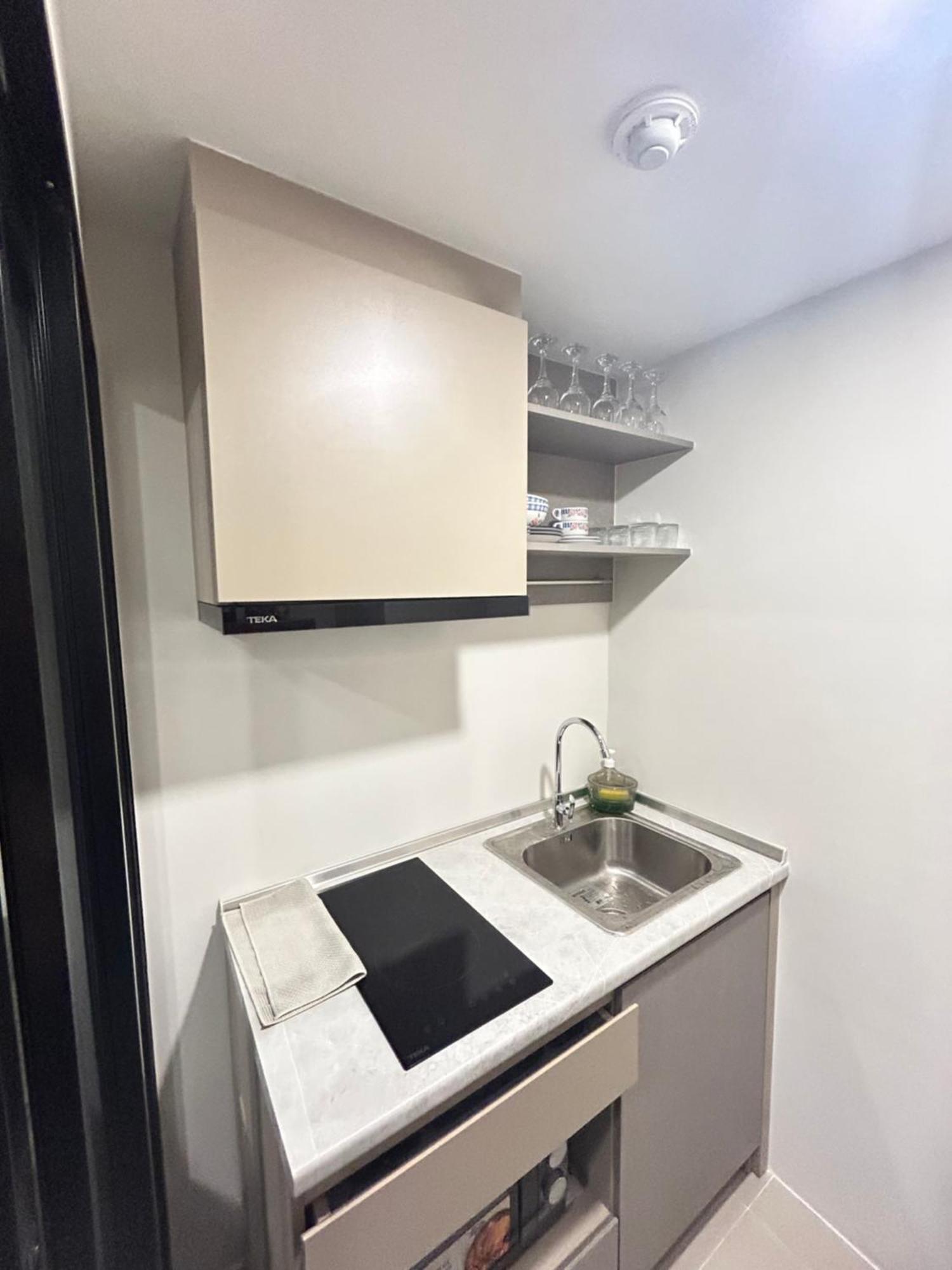 公寓 Sathorn Charoen Nakhon Near Iconsiam 曼谷