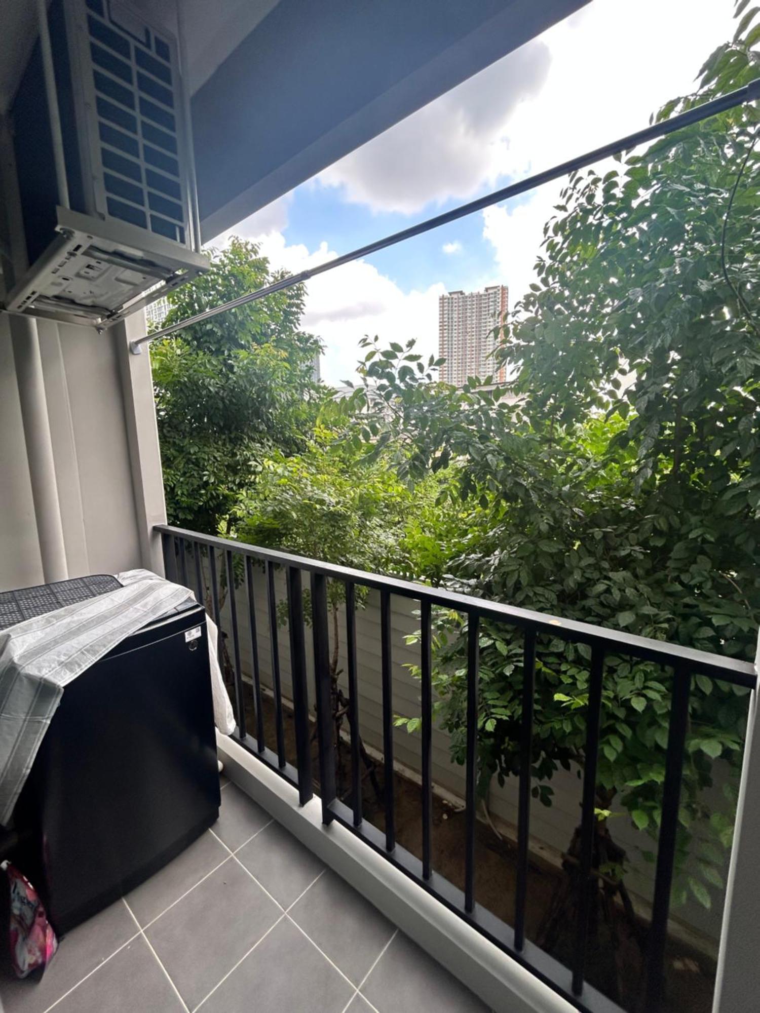 Sathorn Charoen Nakhon Near Iconsiam 公寓 *